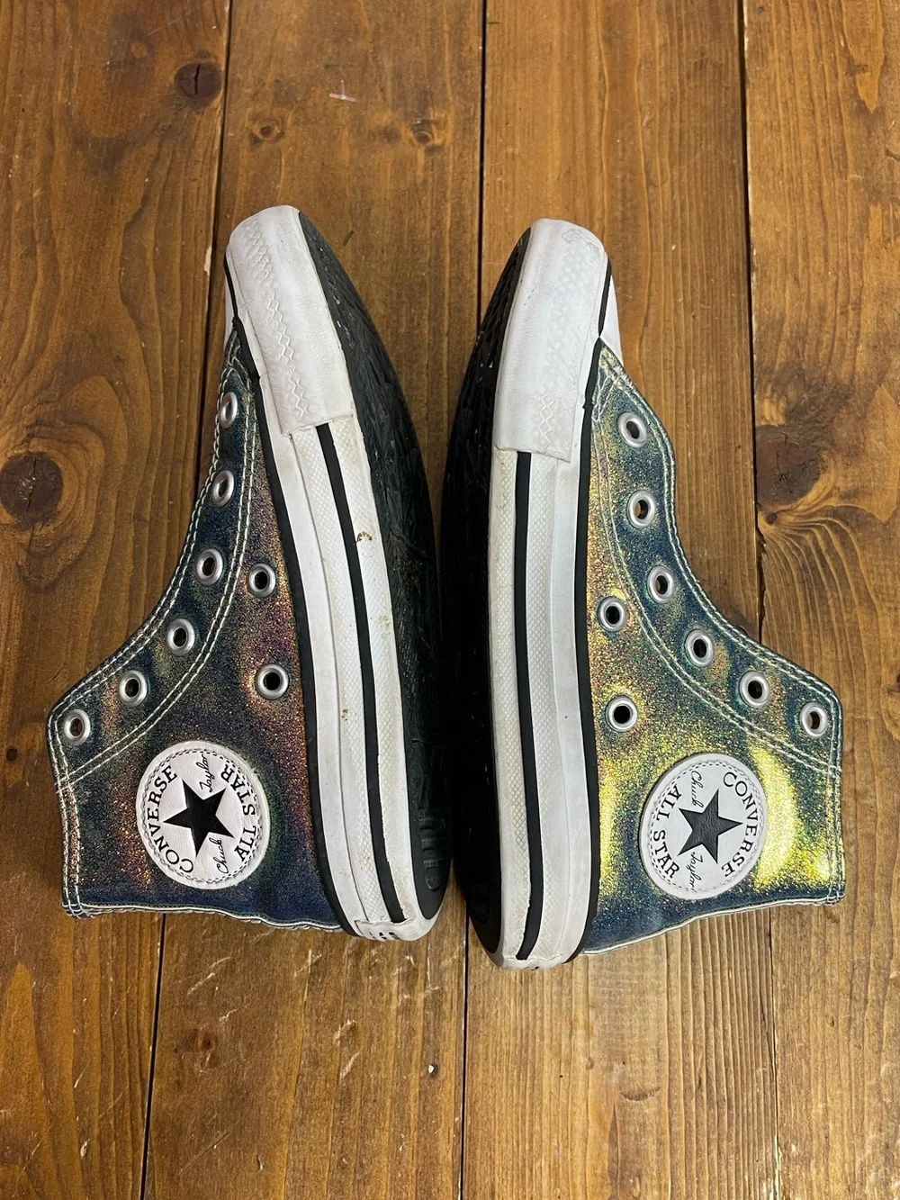 Converse little girls size 11 high top sneakers iridescent